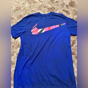Blue Nike T-shirt